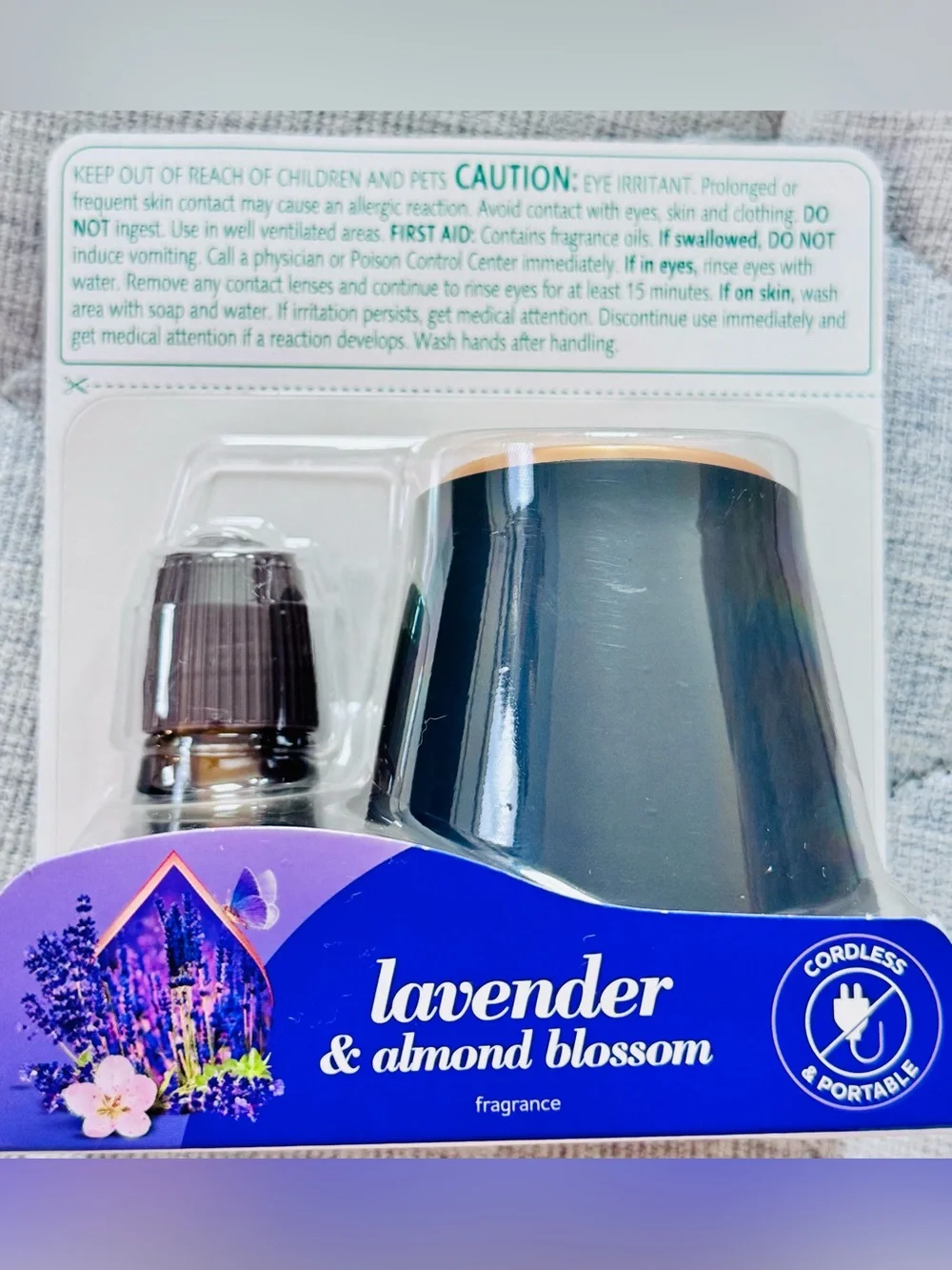 Air Wick Essential Mist Diffuser Starter Kit - Lavender & Almond Blossom